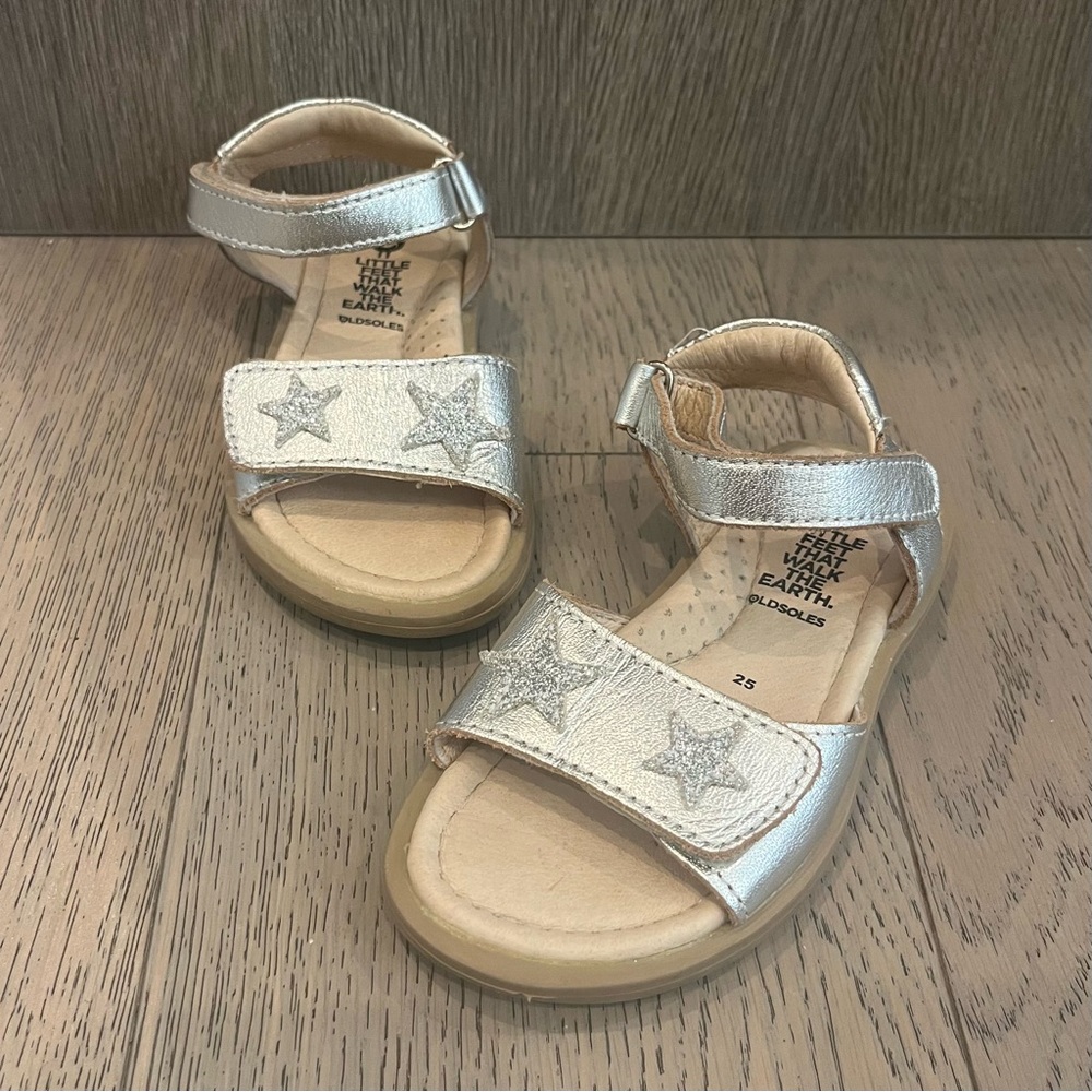 Old Soles Girl’s Silver Star-Born Leather Sandals